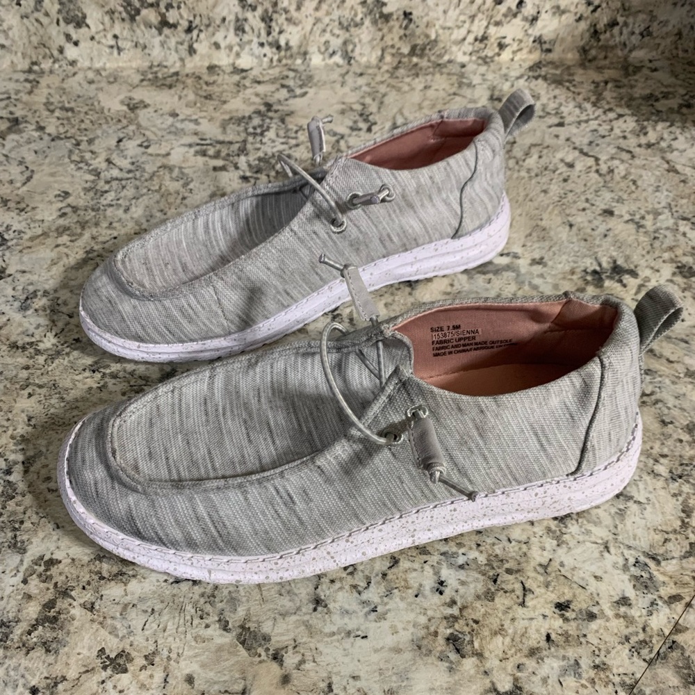 Maurices Shoes